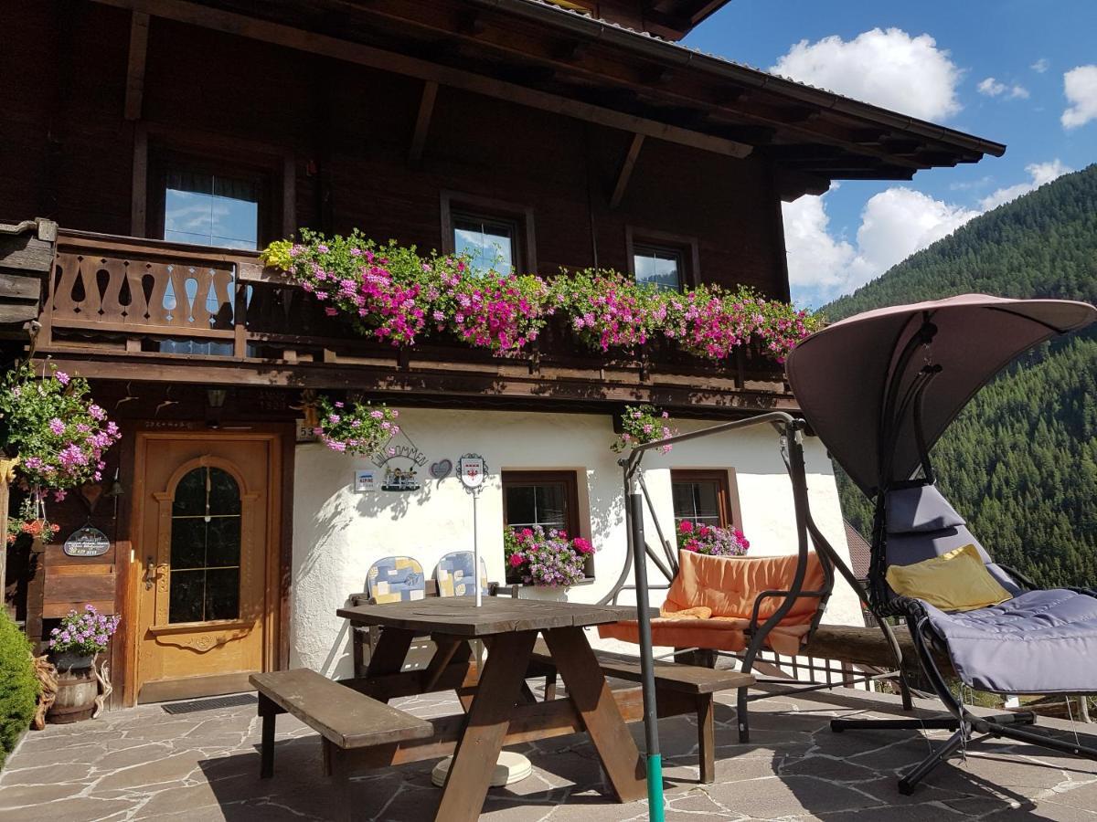 Pension Fuerhapter Mit Bio- Bauernhof St Jakob in Defereggen Eksteriør billede